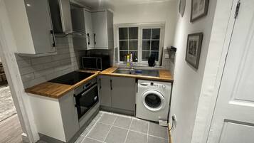 Fridge, microwave, coffee/tea maker, electric kettle
