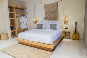 1 bedroom, Egyptian cotton sheets, premium bedding, pillow-top beds