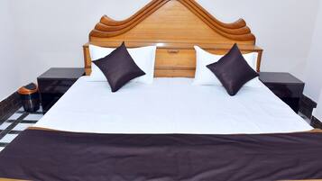 Habitación individual básica | Wifi gratis y ropa de cama