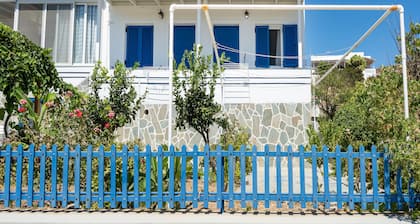 Apartamento vacacional "Anesis 1" cerca de la playa con terraza compartida y Wi-Fi
