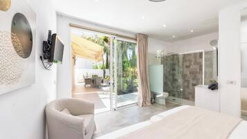 3 dormitorios, tabla de planchar con plancha, wifi gratis y ropa de cama