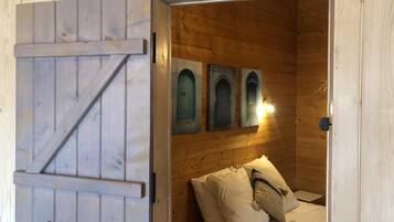 1 bedroom, iron/ironing board