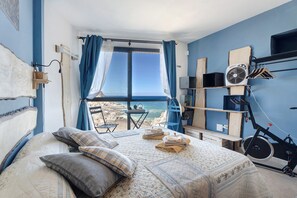 1 bedroom, iron/ironing board, free WiFi, bed sheets - Holiday Apartment 'Los Abrigos Oceano Al Alba Wifi' with Sea View and Wifi (Los Abrigos)