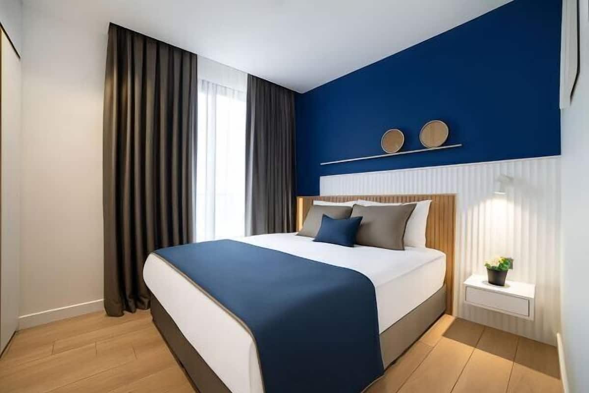 1 bedroom, premium bedding, in-room safe, individually decorated
