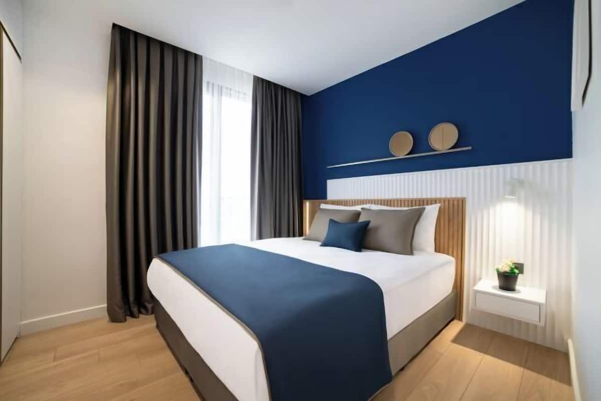 1 bedroom, premium bedding, in-room safe, individually decorated
