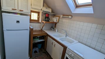 Refrigerador, microondas y horno