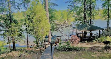 Thomas Mill Creek Lakefront Property