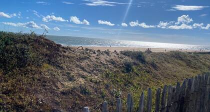 Haus mit großem Garten, WLAN, nah am Strand