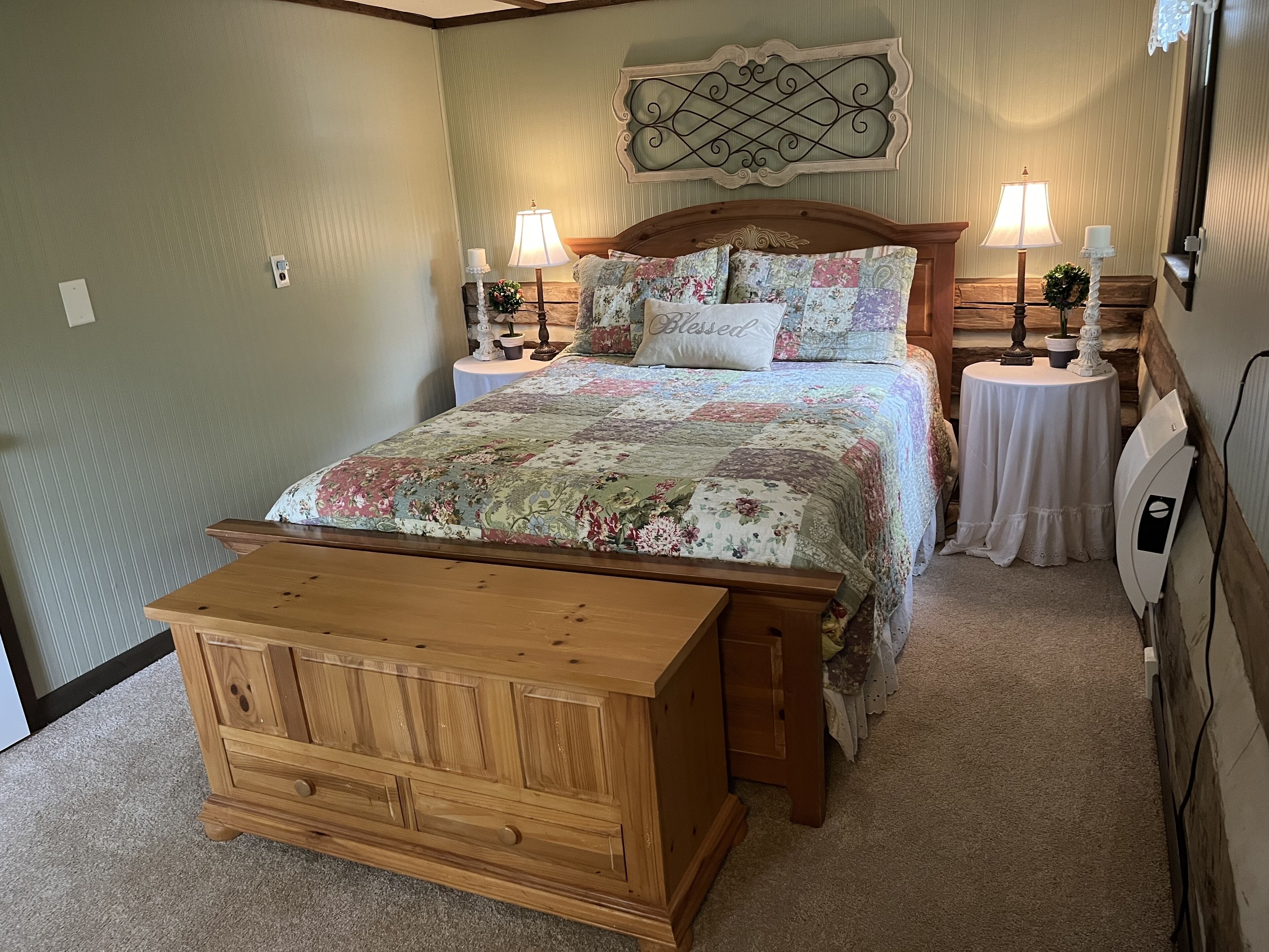 Desk, free WiFi, bed sheets