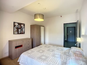 1 bedroom