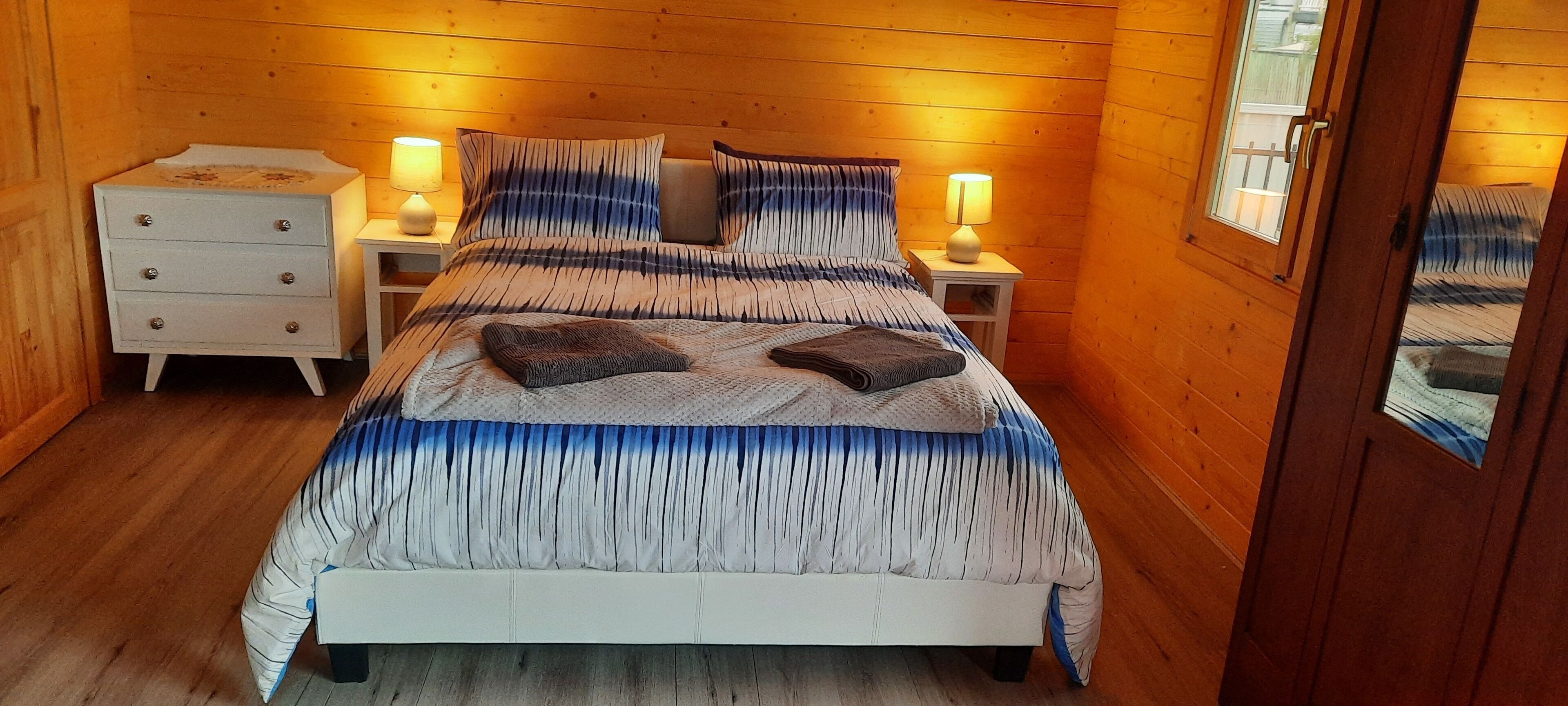 1 bedroom, desk, iron/ironing board, free WiFi