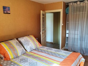 2 bedrooms, free WiFi