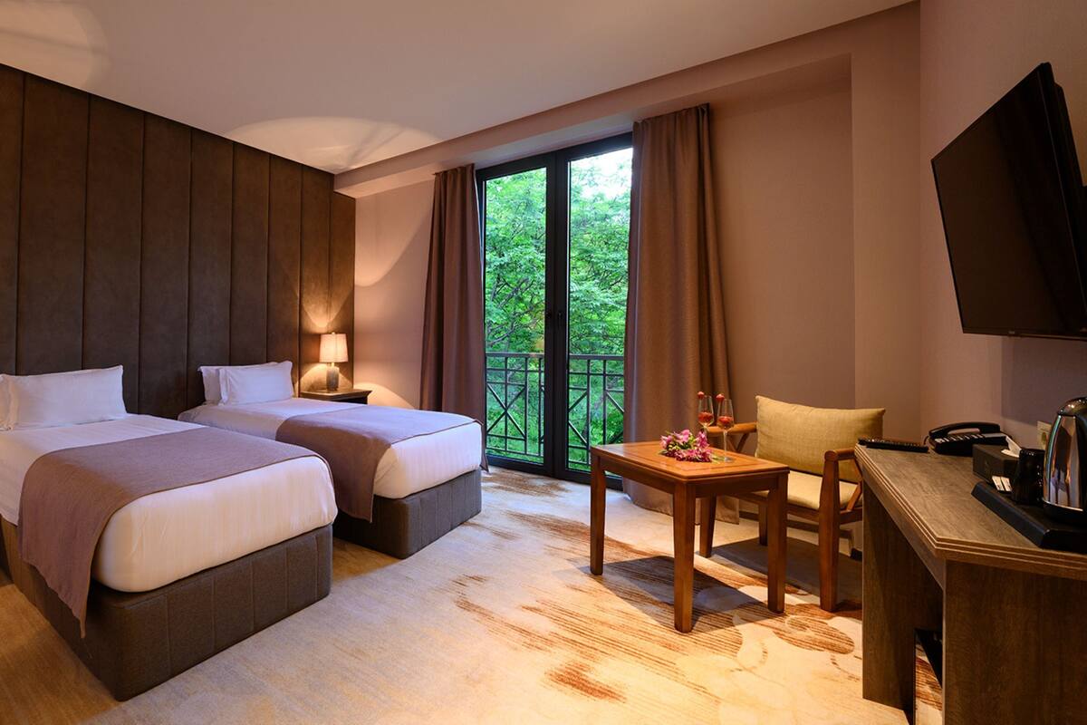 Standard Double or Twin Room | Minibar, in-room safe, blackout curtains, soundproofing