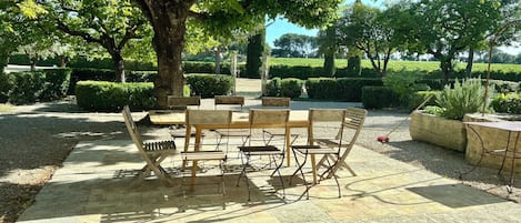 Restauration en plein air