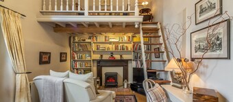 Pillar Box House (4) -  a beautiful house in Norfolk sleeping 4 guests