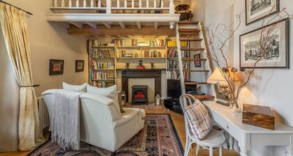 Pillar Box House (4) - a beautiful house in Norfolk sleeping 4 guests