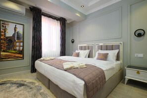 Superior Room | In-room safe, desk, laptop workspace, soundproofing