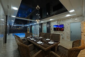 Indoor pool - Samaria Hotel and Spa (Samarkand)