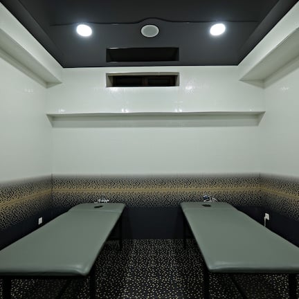 Sauna, steam room, body treatments, body scrubs, facials