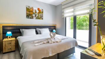 Egyptian cotton sheets, premium bedding, desk, laptop workspace