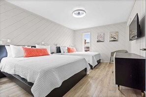 5 bedrooms, free WiFi - Aqualicious by Brunswick Vacation Rentals w/ Pool (Ocean Isle Beach)