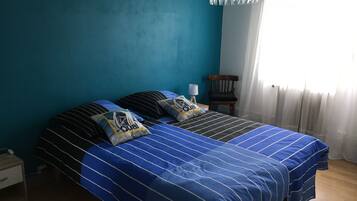 2 habitaciones, wifi gratis y ropa de cama