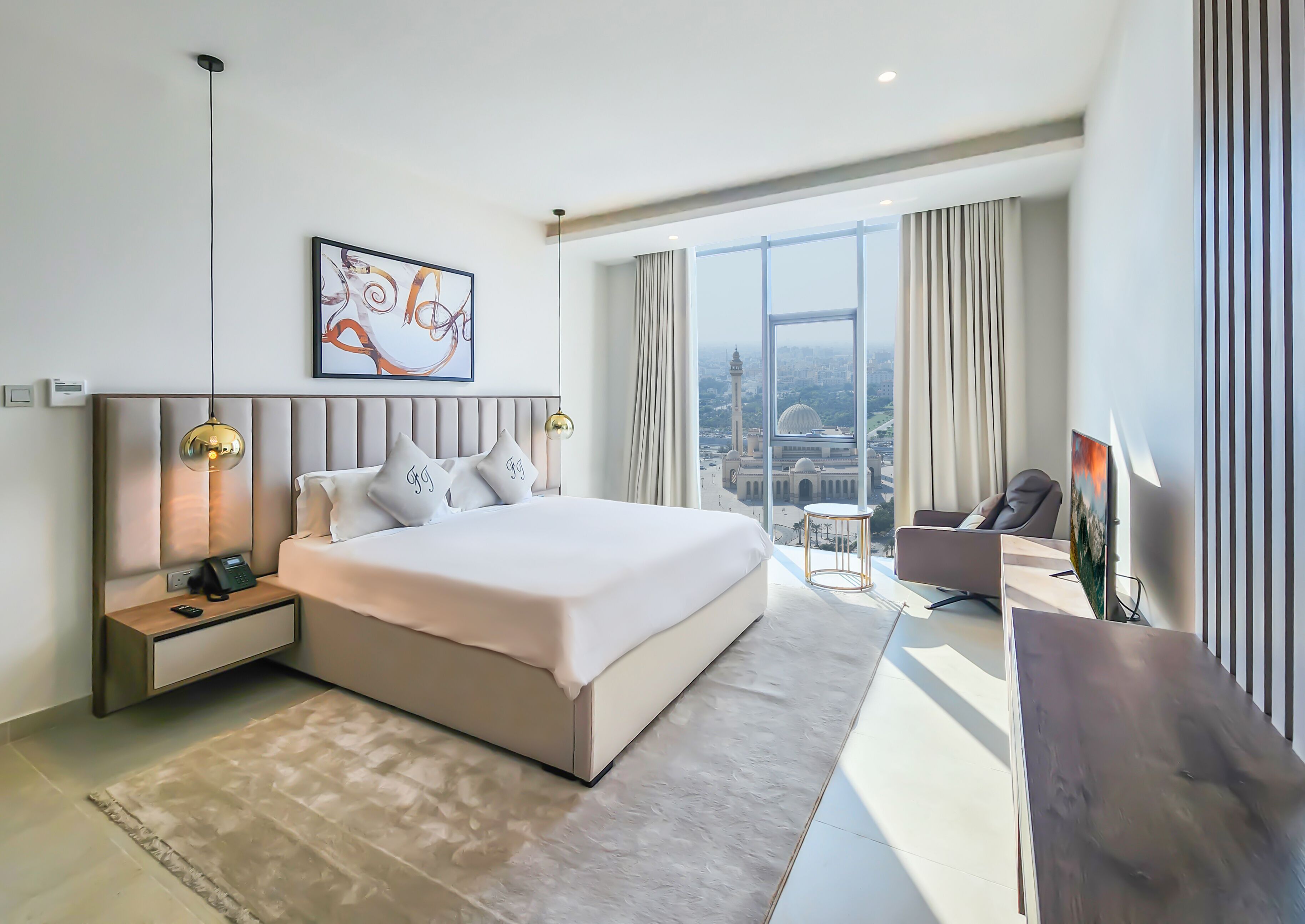 In-room safe, iron/ironing board, free WiFi