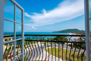 Building design - La Palma Hotel & Spa Sunset Town Phu Quoc (Phu Quoc)