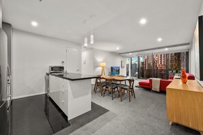 Interior - Exclusive Stays - Southbank Grand II (Southbank)