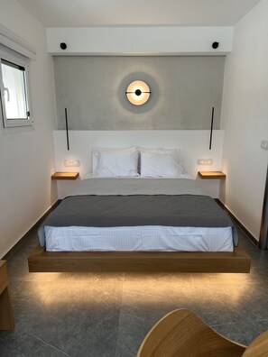 1 bedroom, WiFi, bed sheets - Mikro Petrino (Santorini)