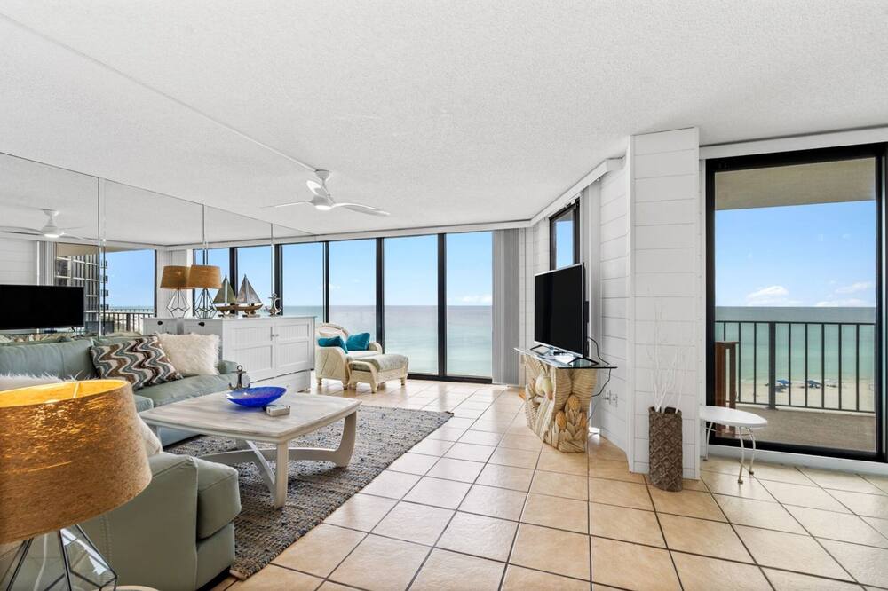 Gulf-View Getaway - Sleeps 10 - Edgewater T3 #702