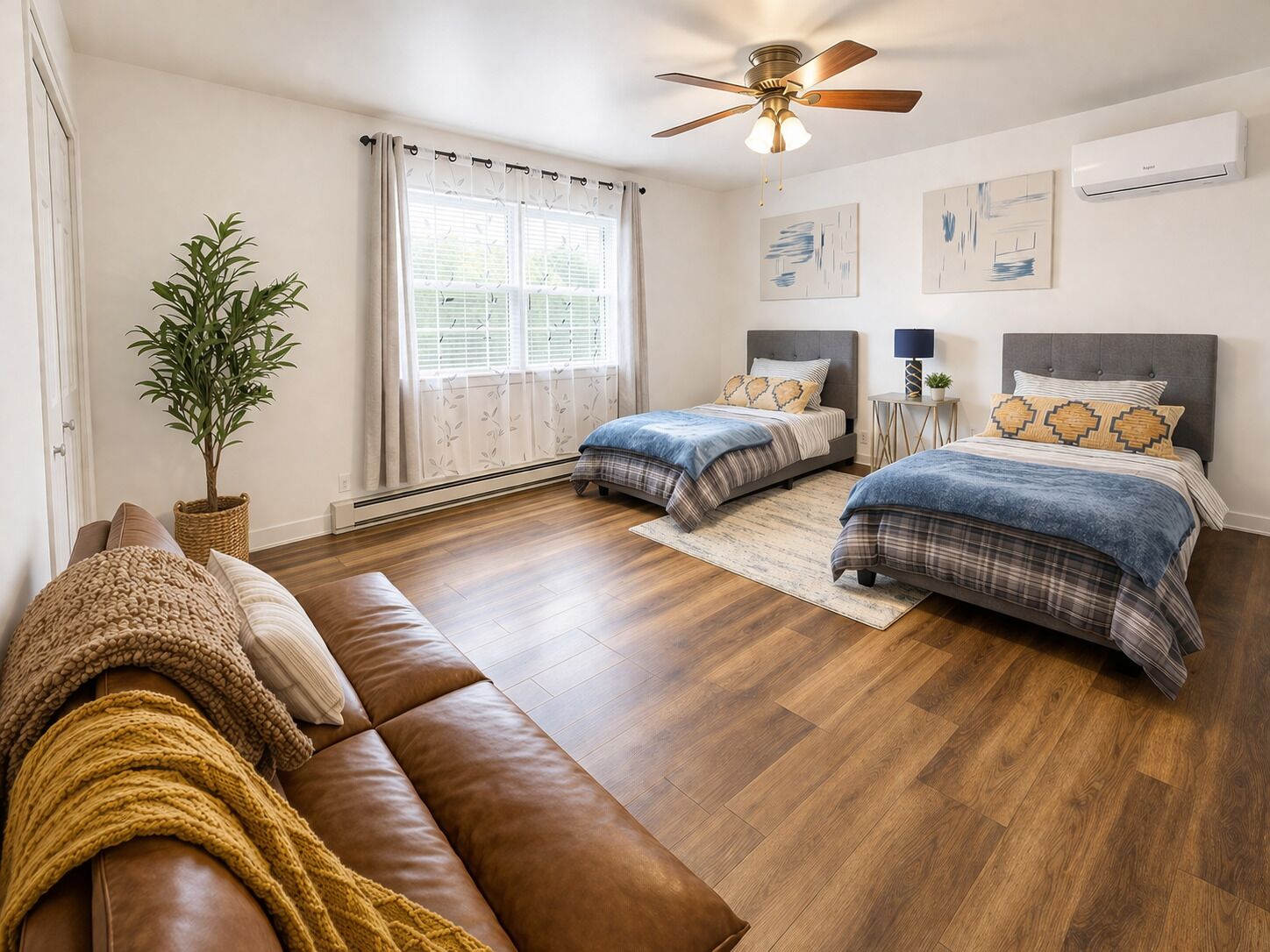 2 habitaciones, escritorio, wifi y ropa de cama 