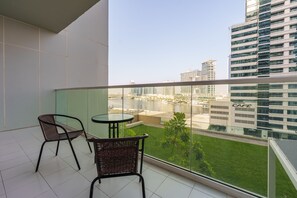 شقة عادية - سرير كبير | شرفة/رواق