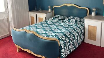 2 slaapkamers, een strijkplank/strijkijzer, reisbedje, gratis wifi