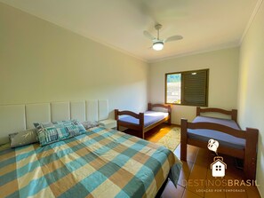 2 bedrooms, free WiFi, bed sheets, wheelchair access - Phenomenal Apartment 4 min Praia Enseada | Linen, TV and Wi-Fi (Vila Julia Guarujá)