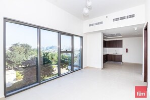 Business Double Room | Free WiFi