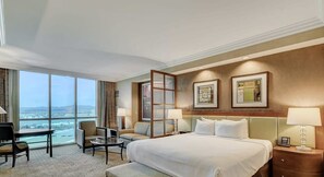 1 bedroom, in-room safe, desk, iron/ironing board