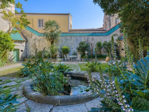 Property grounds - Centre Historique by Interhome (Béziers)