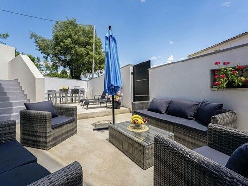 Apartment Bura by Interhome