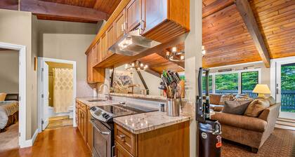 Alpine Court Chalet 4 Bedroom Home