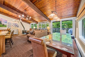 House, 4 Bedrooms | Interior