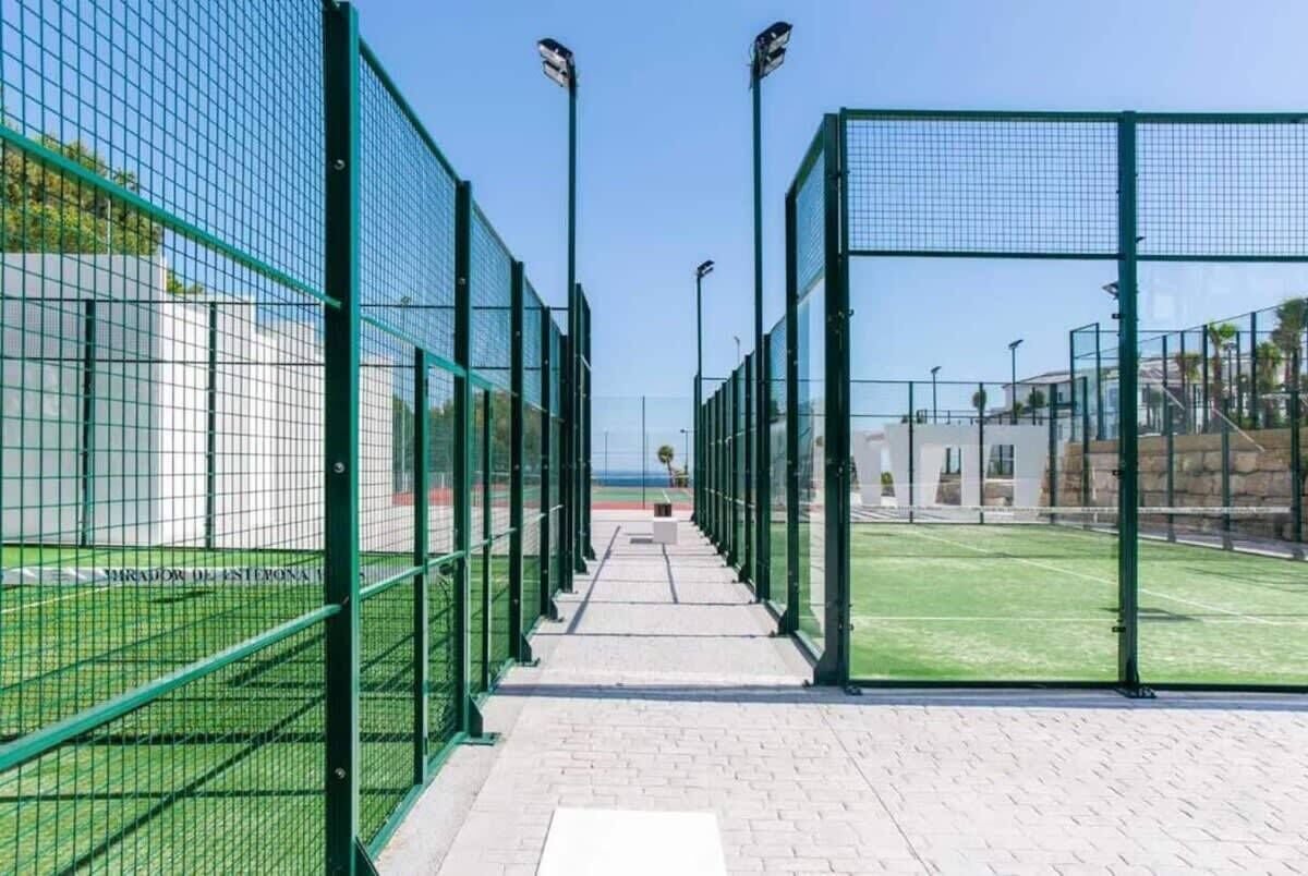 Terrain de sport