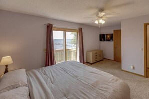 5 Schlafzimmer, Bügeleisen/Bügelbrett, kostenloses WLAN, Bettwäsche