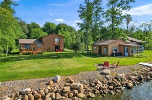 Exterior - Pontoon Rental, Great Fishing, Guest House, Swimming off of Dock, & More! (Brainerd)