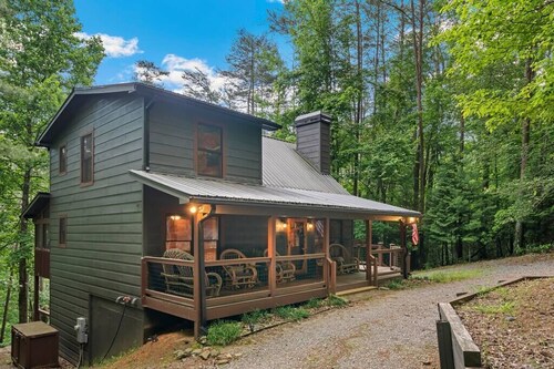 Lakeside Retreat Hot Tub, Fishing, Hiking