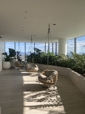 Terrace/patio - Luxury Casino Apartment in Broadbeach (Broadbeach)