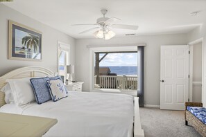 6 Schlafzimmer, Bügeleisen/Bügelbrett, WLAN