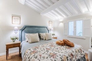 3 Schlafzimmer, Bügeleisen/Bügelbrett, Bettwäsche