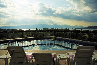 Villa Marta Green - Easy Access to the Lake and Mountain With Stunning Views