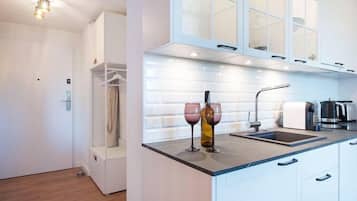 Kühlschrank, Herdplatte, Geschirrspüler